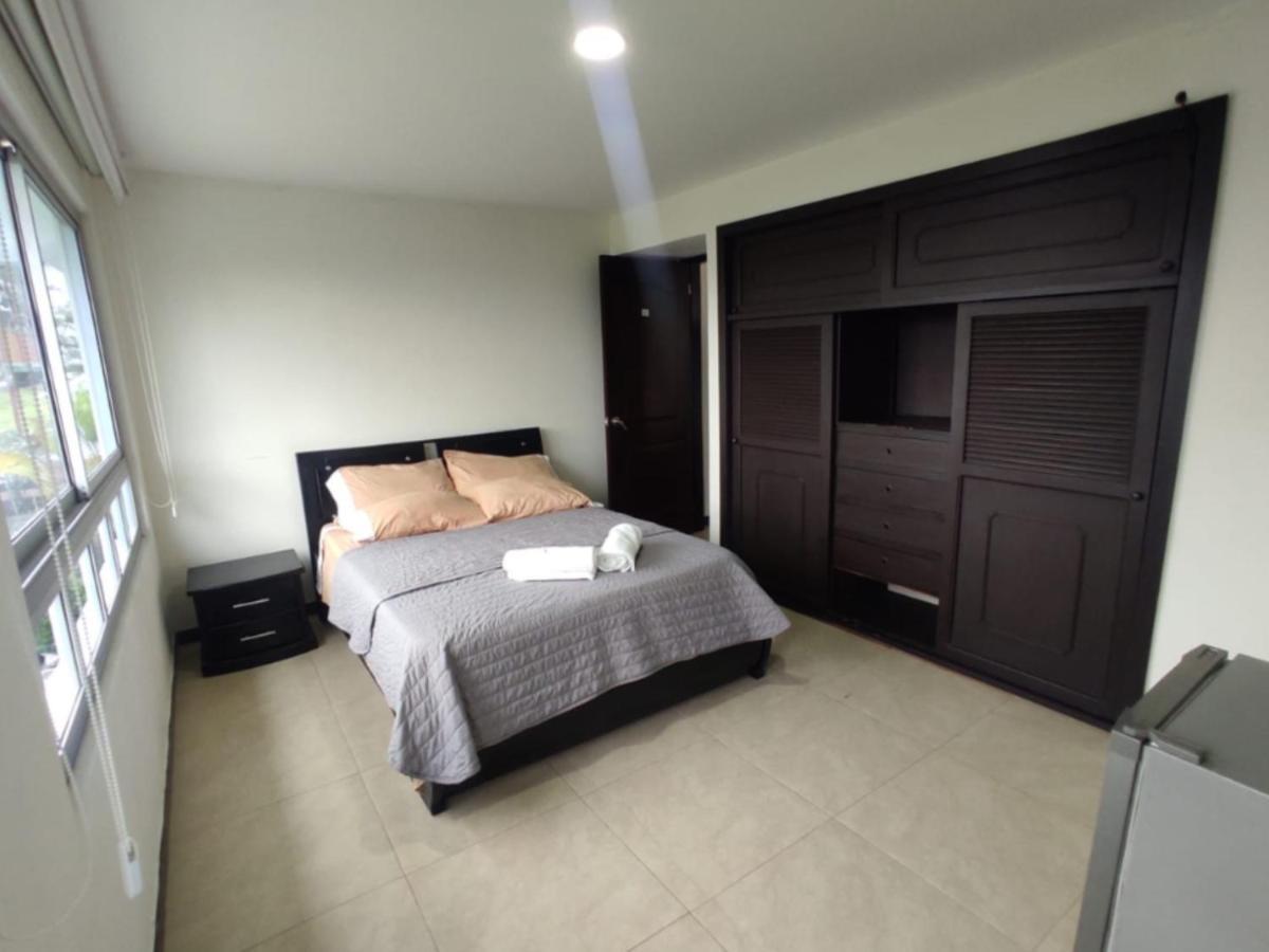 Habitacion Privada En Finca Turistica Hualcala La Mesa  Exteriör bild